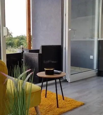 Apartament Yellow Dream *