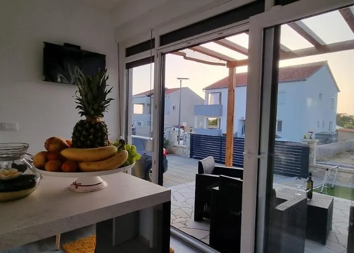 Yellow Dream Apartment *