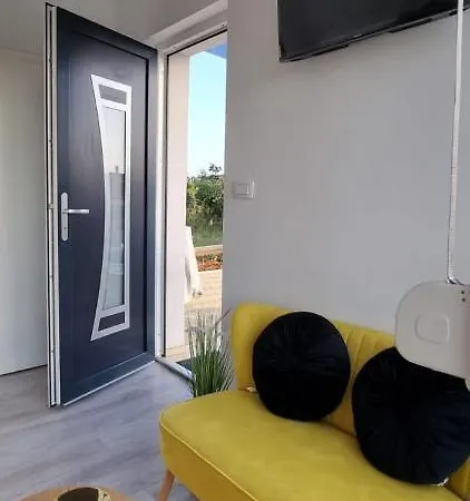 Apartment Yellow Dream Murvica (Policnik)
