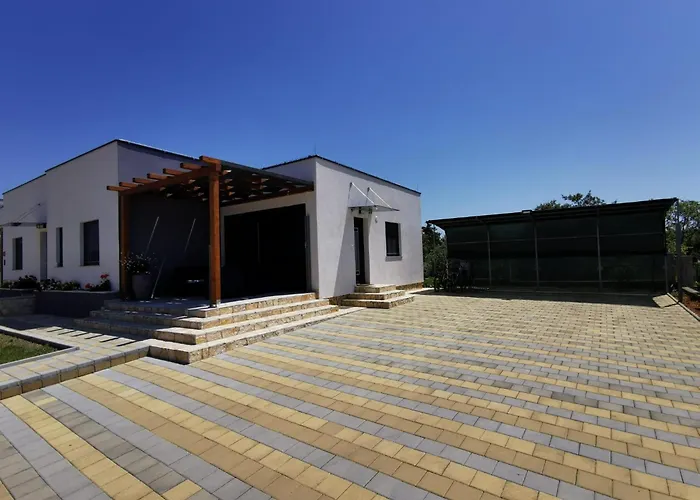 Yellow Dream Lägenhet Murvica (Policnik)